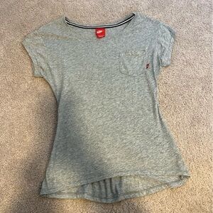 Nike Women’s Gray Tee Size XS